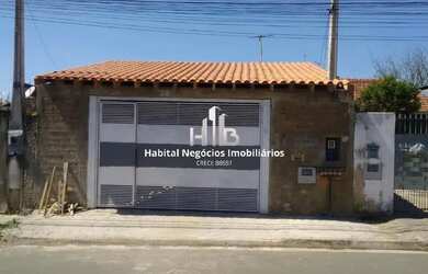 Imagem: A casa possui 3 Dormitórios, 2 Banheiros e 250m² de Área