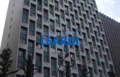 Imagem: O depósito possui 2 Vagas na garagem e 86m² de Área e está