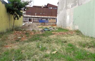 Imagem: O terreno possui 162m² de Área e está localizado em Riacho