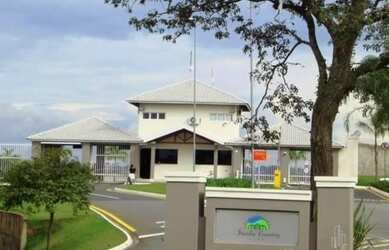 Imagem: O terreno possui 365m² de Área e está localizado em Parque