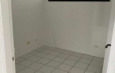 Imagem 8: OPORTUNIDADE ENTRE A PRAIA E O SHOPPING, APTO 3 QTOS, APENAS R$ 380 MIL