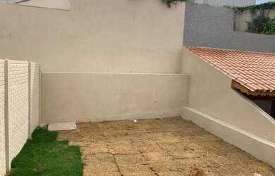 Imagem 7: Vendo esta casa com 2 Dorms 2 vagas 1 suíte No melhor de Atibaia