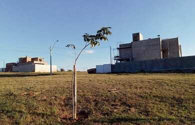 Imagem: O terreno possui 490m² de Área e está localizado em Jardins