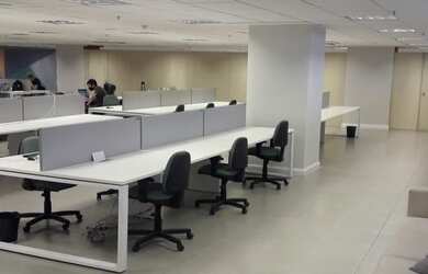 Imagem: O depósito possui 1m² de Área e está localizado em Jacarepaguá