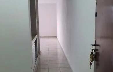 Imagem: O apartamento possui 1 Dormitório, 1 Banheiro, 34m² de Área