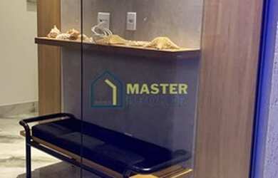 Imagem: A casa possui 4 Dormitórios, 5 Banheiros, 4 Vagas na garagem