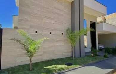 Imagem: A casa em condomínio possui 3 Dormitórios, 3 Banheiros, 2