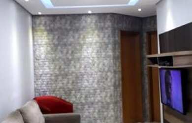 Imagem: O apartamento possui 2 Dormitórios, 1 Banheiro, 2 Vagas na