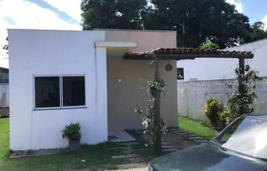 Imagem: A casa possui 2 Dormitórios, 1 Banheiro, 1 Vaga na garagem