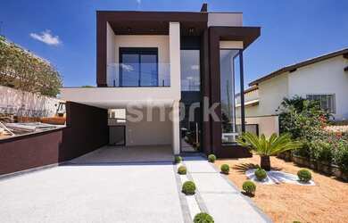 Imagem: A casa em condomínio possui 3 Dormitórios, 5 Banheiros, 4