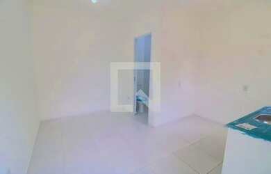 Imagem: A casa possui 1 Dormitório, 1 Banheiro, 18m² de Área e está