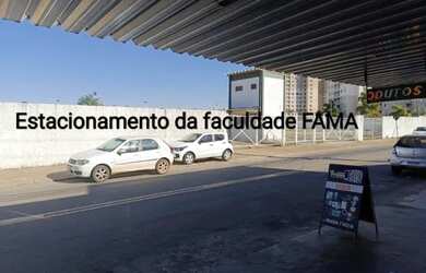 Imagem: Kitinetes para alugar em frente ao estacionamento da faculdade