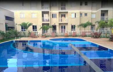 Imagem: O apartamento possui 3 Dormitórios, 1 Banheiro, 2 Vagas na