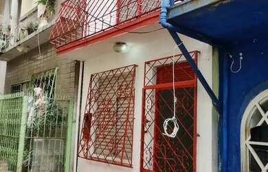 Imagem: A casa possui 3 Dormitórios, 2 Banheiros e 90m² de Área e