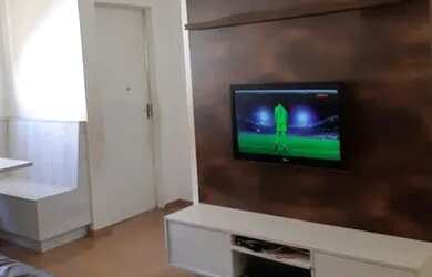 Imagem: O apartamento possui 2 Dormitórios, 1 Banheiro, 1 Vaga na garagem