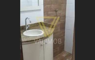 Imagem: O apartamento possui 3 Dormitórios, 2 Banheiros, 1 Vaga na