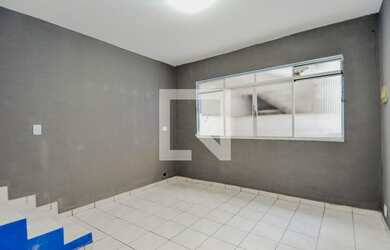 Imagem: A casa possui 2 Dormitórios, 1 Banheiro, 106m² de Área e