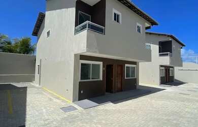 Imagem: A casa em condomínio possui 2 Dormitórios, 3 Banheiros, 2