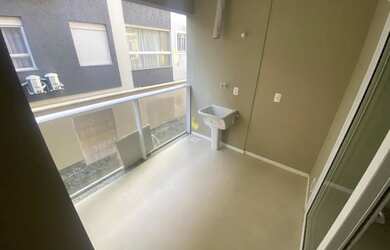 Imagem 6: Ótimo apartamento com dois dormitórios sendo um suíte. REF 383