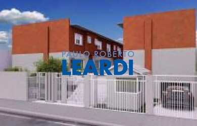 Imagem: A casa em condomínio possui 2 Dormitórios, 3 Banheiros, 2