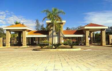 Imagem: O terreno possui 500m² de Área e está localizado em Jardim