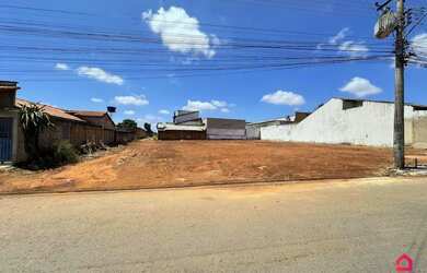 Imagem: O terreno possui 1.078m² de Área e está localizado em Jardim