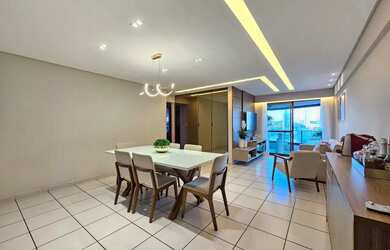 Imagem: O apartamento possui 3 Dormitórios, 4 Banheiros, 2 Vagas na