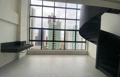 Imagem: O apartamento possui 3 Dormitórios, 1 Banheiro, 2 Vagas na