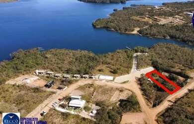 Imagem: O terreno possui 1.000m² de Área e está localizado em Centro