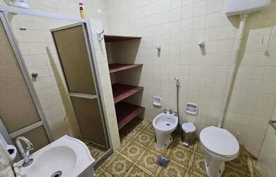 Imagem 2: Oportunidade: duas casas construídas em um lote a venda em Meaípe - Guarapari - ES