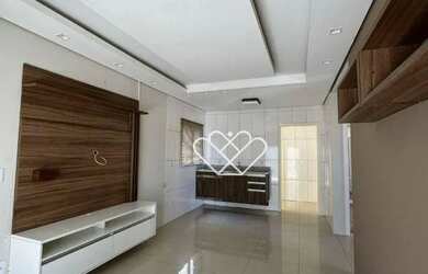 Imagem: O apartamento possui 2 Dormitórios, 1 Banheiro, 1 Vaga na garagem