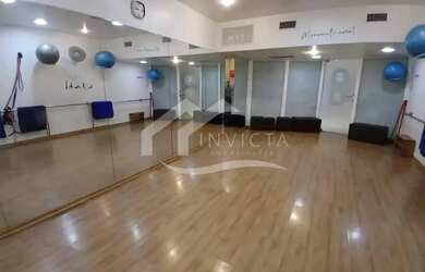 Imagem: O depósito possui 1 Vaga na garagem, 40m² de Área e está