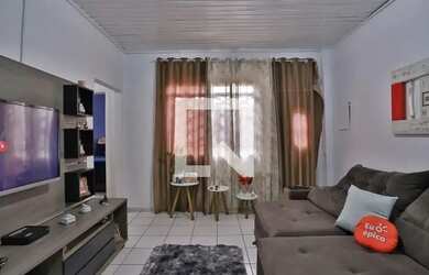 Imagem: A casa possui 5 Dormitórios, 5 Banheiros, 2 Vagas na garagem