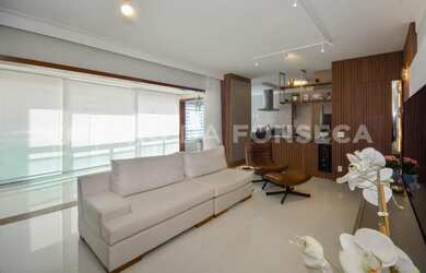 Imagem: O apartamento possui 3 Dormitórios, 4 Banheiros, 2 Vagas na