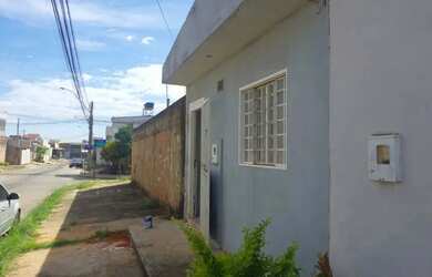 Imagem: O terreno possui 240m² de Área e está localizado em Riacho