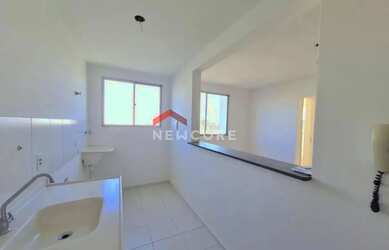 Imagem: O apartamento possui 2 Dormitórios, 1 Banheiro, 1 Vaga na garagem