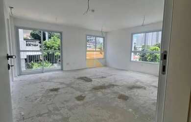 Imagem: O depósito possui 1 Vaga na garagem, 37m² de Área e está