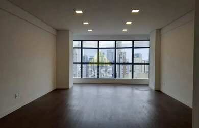 Imagem: O depósito possui 45m² de Área e está localizado em Centro