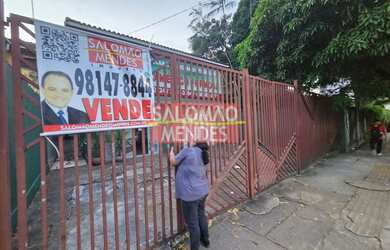 Imagem: O depósito possui 5 Vagas na garagem, 600m² de Área e está