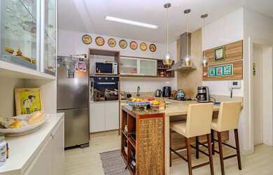 Imagem 7: Casa à venda na Praia dos Amores em Balneário Camboriú