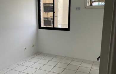 Imagem 9: OPORTUNIDADE ENTRE A PRAIA E O SHOPPING, APTO 3 QTOS, APENAS R$ 380 MIL