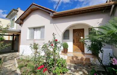 Imagem: CASA TERREA 241 M² BAIRRO VILA ROMANA CORRETORA FATIMA