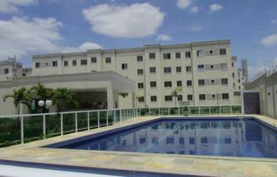 Imagem: O apartamento possui 2 Dormitórios, 1 Banheiro, 1 Vaga na garagem