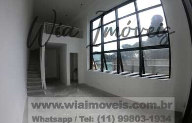 Imagem: O depósito possui 2 Vagas na garagem e 50m² de Área e está