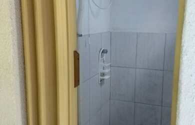 Imagem 8: Galpão/Depósito/Armazém para aluguel possui 240 metros quadrados em...