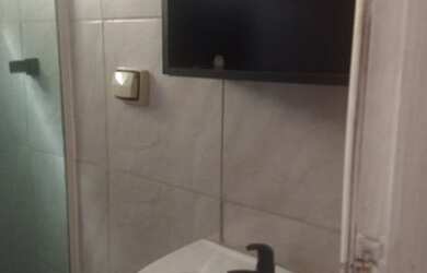 Imagem: A casa possui 1 Dormitório, 1 Banheiro e está localizado