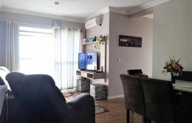 Imagem 2: Apartamento em Centro. Piscina, Churrasqueira, Imóvel mobiliadoe79m²...