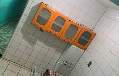 Imagem: A casa possui 2 Dormitórios e 2 Banheiros e está localizado