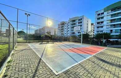 Imagem: O apartamento possui 3 Dormitórios, 1 Banheiro, 1 Vaga na garagem