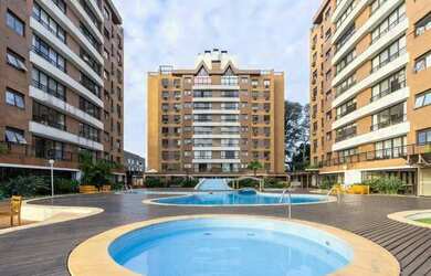 Imagem: O apartamento possui 3 Dormitórios, 3 Banheiros, 2 Vagas na